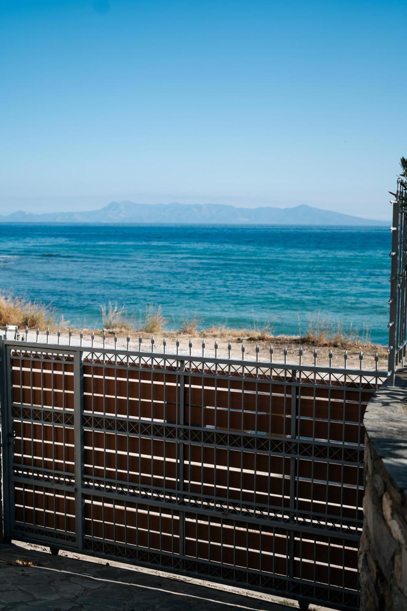 Aegean View Villa Loutra Elevtheron Exterior photo