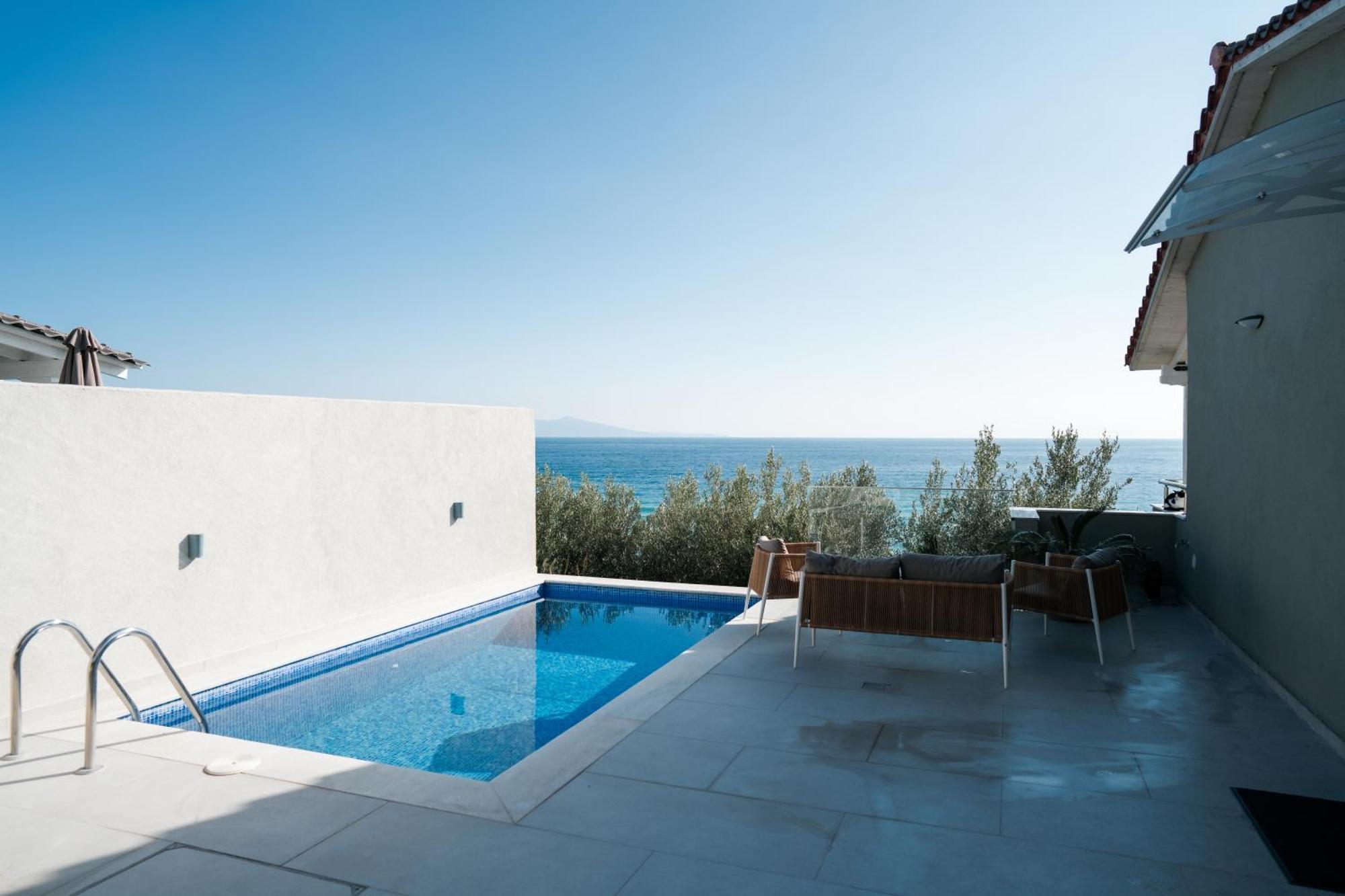 Aegean View Villa Loutra Elevtheron Exterior photo